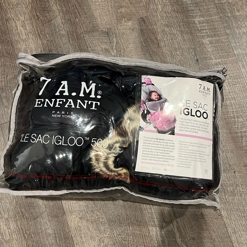 7 a.m. Enfant Le Sac Igloo 500” warm stroller cover